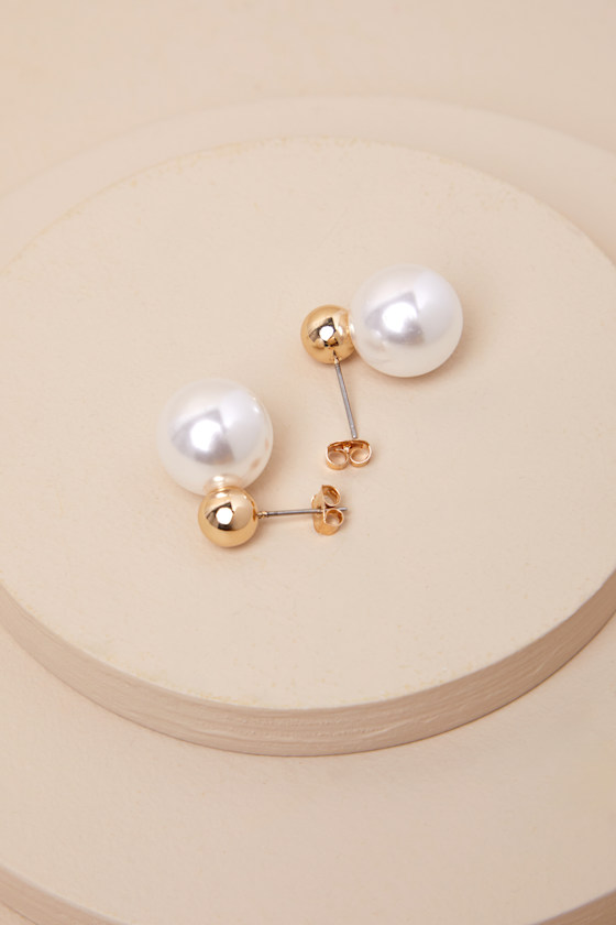 LULUS KRISALYN GOLD PEARL STUD EARRINGS