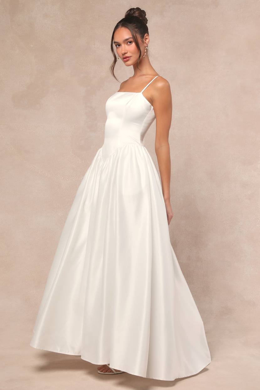 Cute Dresses, Tops, Shoes & Clothing for Women