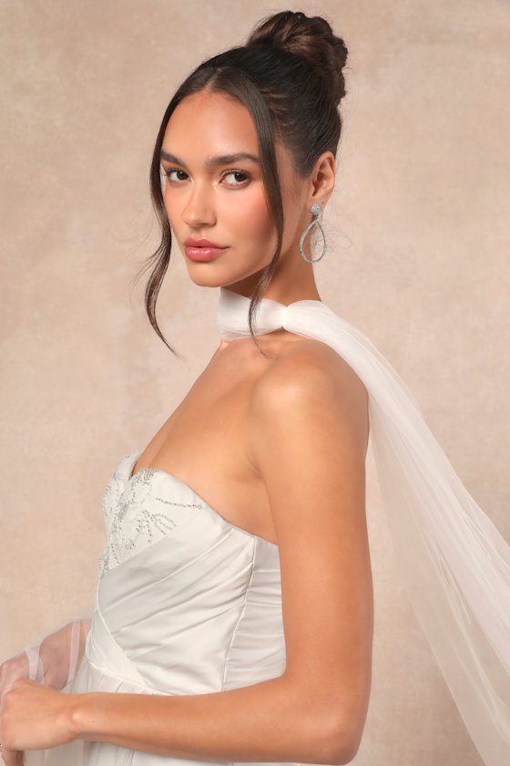 Cascading Romance White Tulle Veil Scarf 3