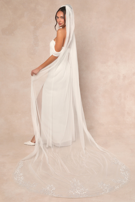Cennon White Mesh Embroidered Cathedral Veil 2