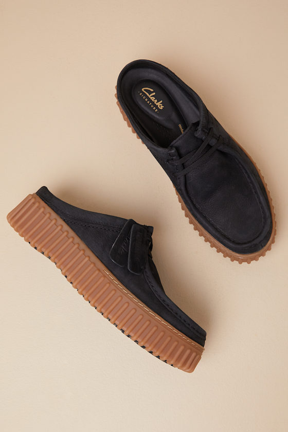 Clarks Torhill Bee In Black