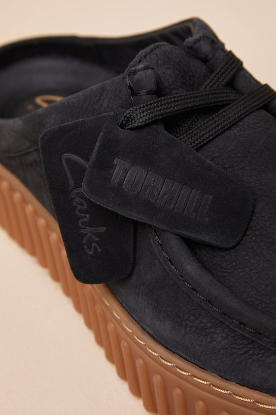Clarks Torhill Bee In Black