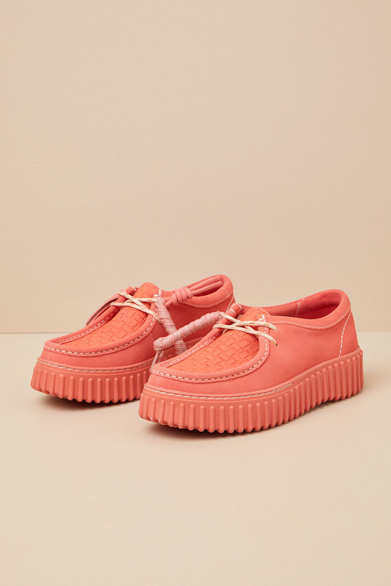 Clarks Torihill Bee Coral Suede Leather Flatform Lace-up Loafers In Coral