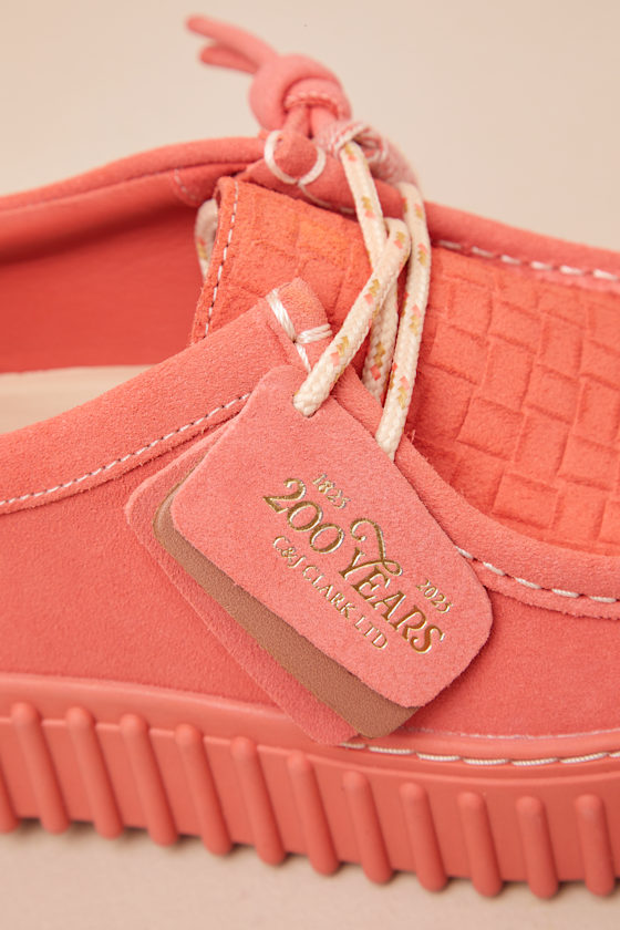 Clarks Torihill Bee Coral Suede Leather Flatform Lace-up Loafers In Coral