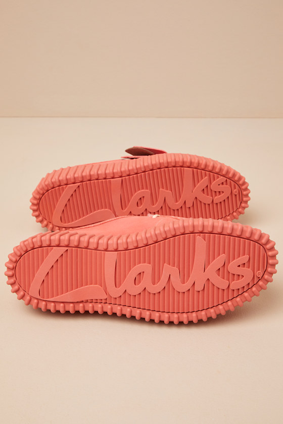 Clarks Torihill Bee Coral Suede Leather Flatform Lace-up Loafers In Coral