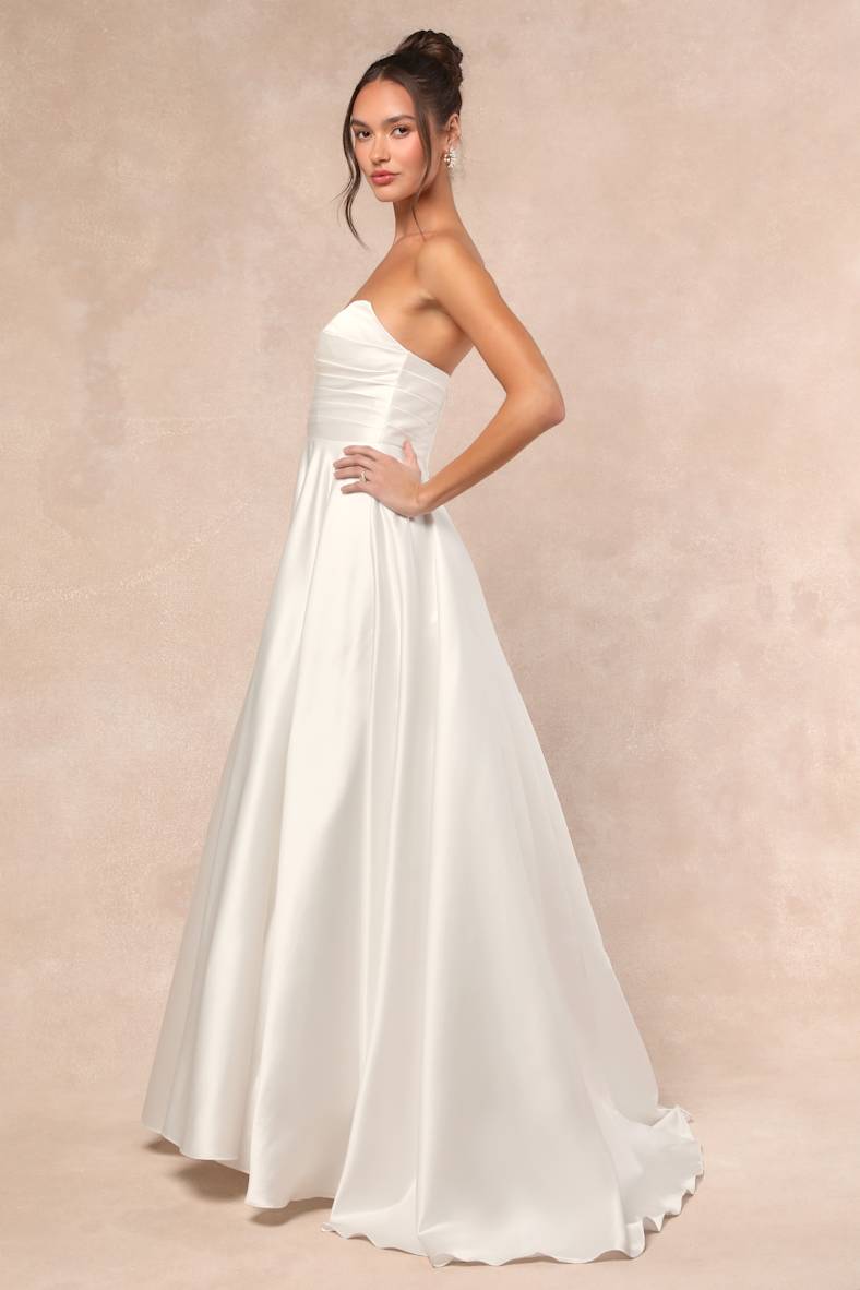 Cute Dresses, Tops, Shoes & Clothing for Women