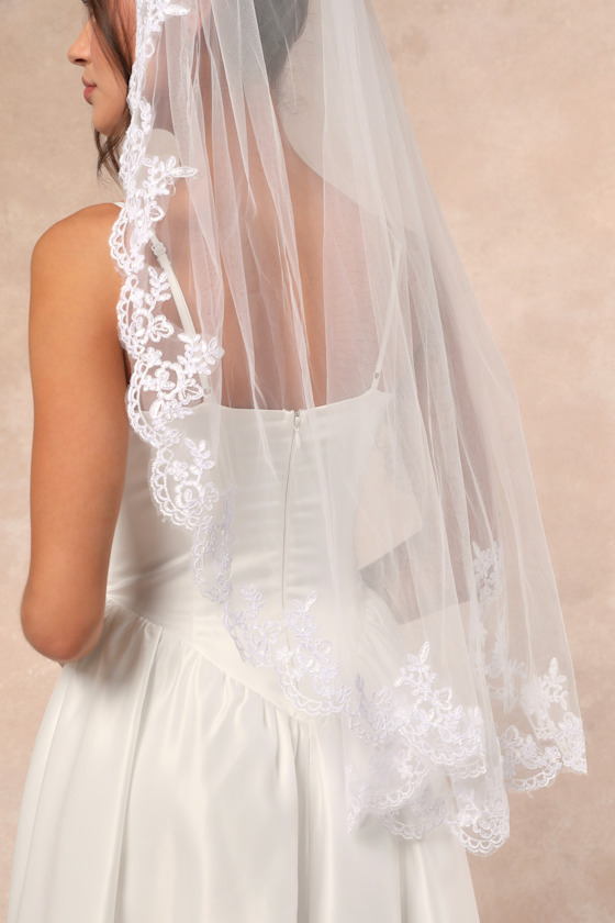 Richelle White Tulle Embroidered Veil 5