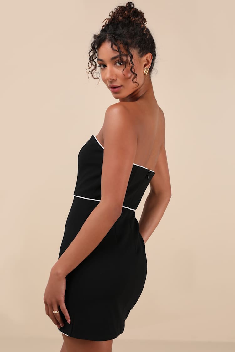 Iconic Stance Black Asymmetrical Strapless Mini Dress