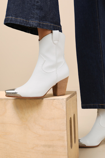Naiya White Western Ankle Boots 1