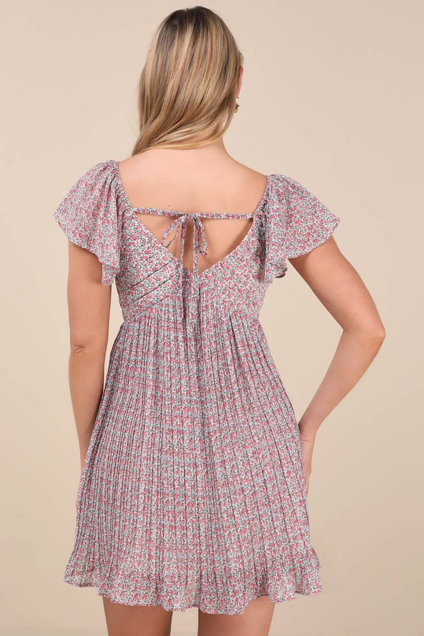 Amalfi Coast White Floral Pleated Flutter Sleeve Mini Dress