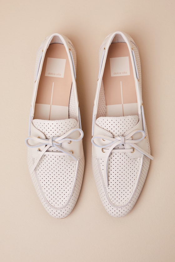 Dolce Vita Lakin Ivory Leather Loafers In Ivory