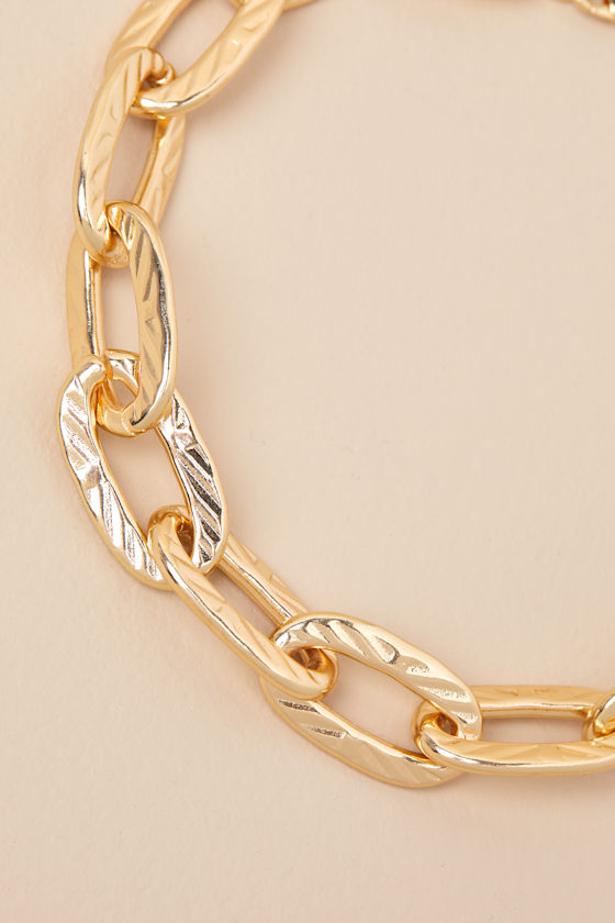 LULUS ZAHRA GOLD TEXTURED CHAIN LINK NECKLACE