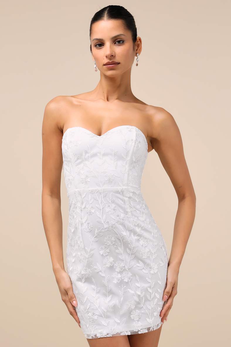 Exquisite Sensation White Embroidered Strapless Mini Dress