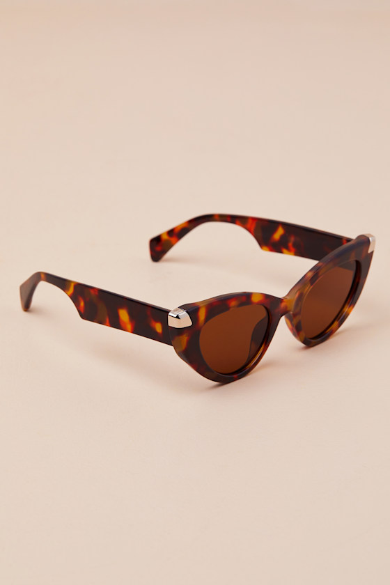 LE25075-TORT: BROWN TORT 1