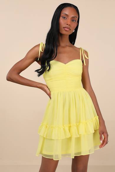 green emerald velvet dress Yellow Satin V-Neck Off Shoulder Prom Dresses Short Homecoming Dresses