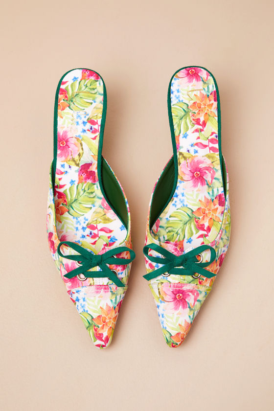 Lulus Rosalyne Floral Pointed-toe Kitten Heel Mule Pumps In White