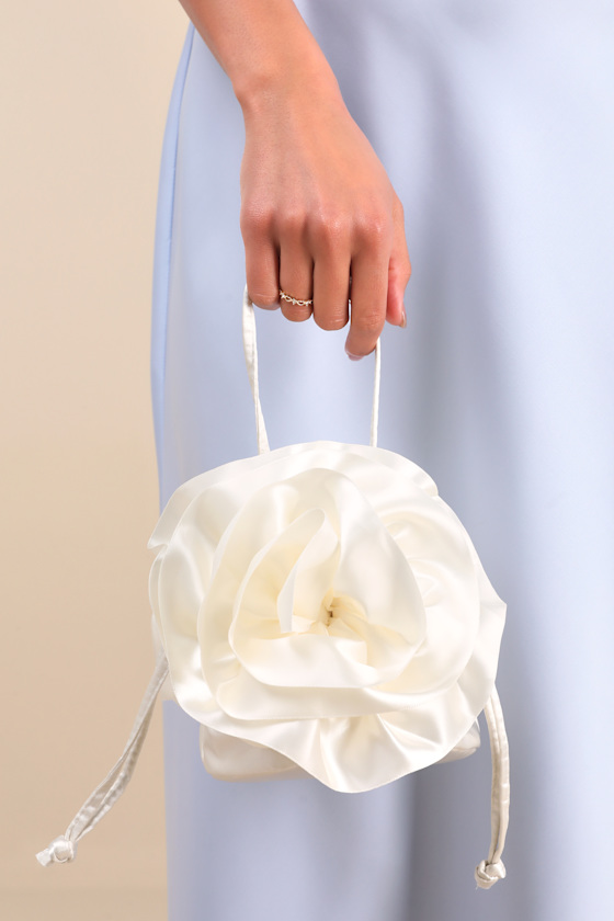 Reeta Ivory Satin Rosette Bucket Bag 7