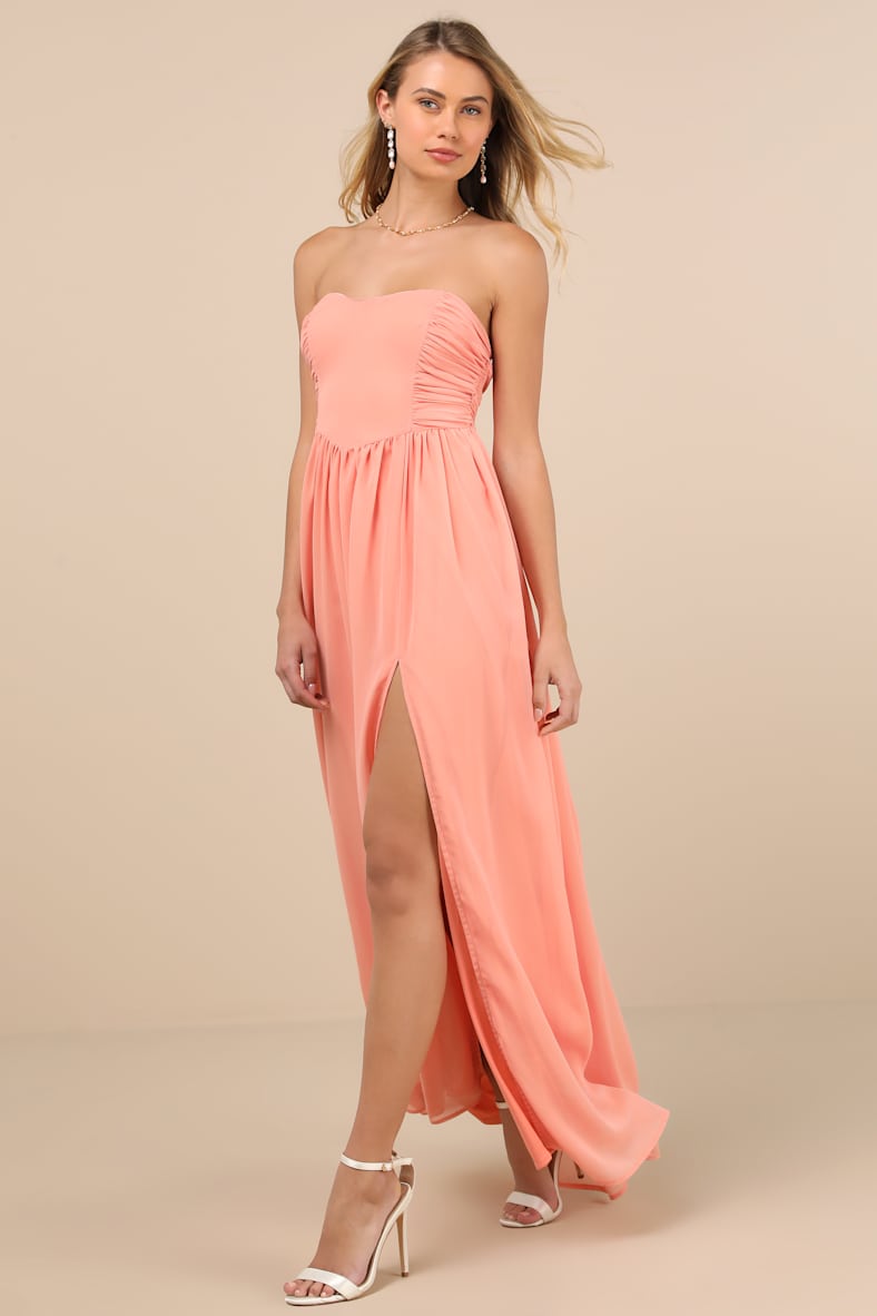 Cute Dresses, Tops, Shoes & Clothing for Women