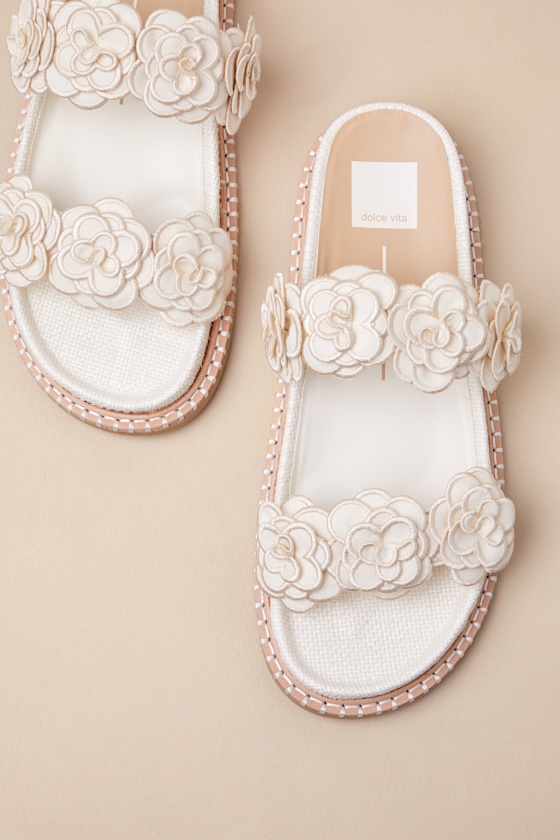 Sherla White Raffia Floral Applique Slide Sandals 2