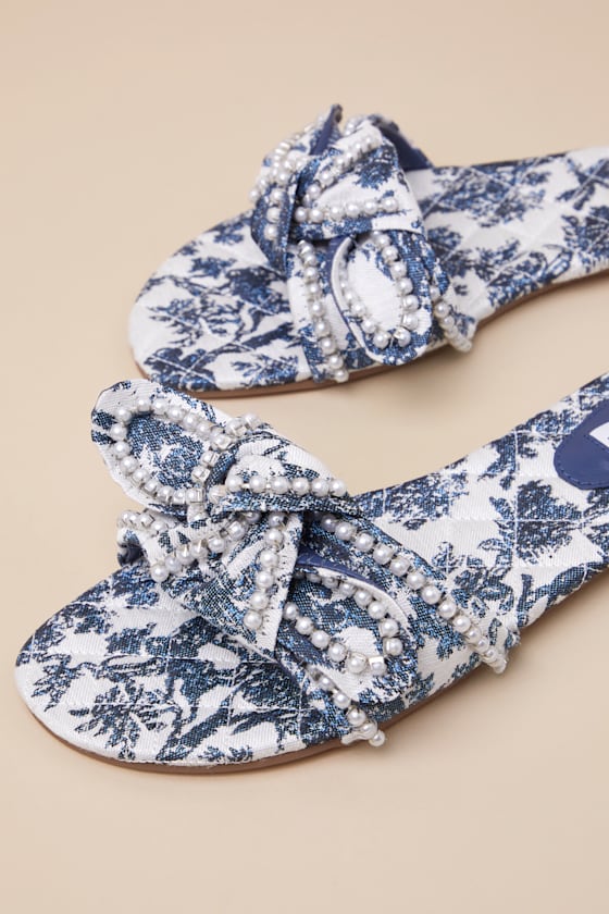Steve Madden Misha Blue Multi Floral Knotted Pearl Slide Sandals In Blue