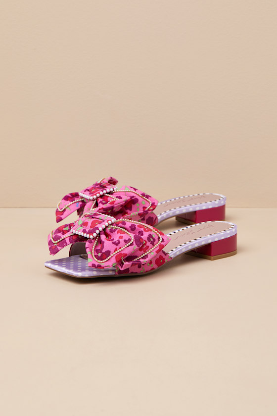 BETSEY JOHNSON GARNET PINK FLORAL MULTI PEARL BOW SLIDE SANDALS