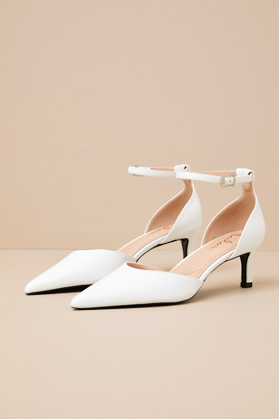 Lulus Janica White Patent Pointed-toe Kitten Heel Pumps In White
