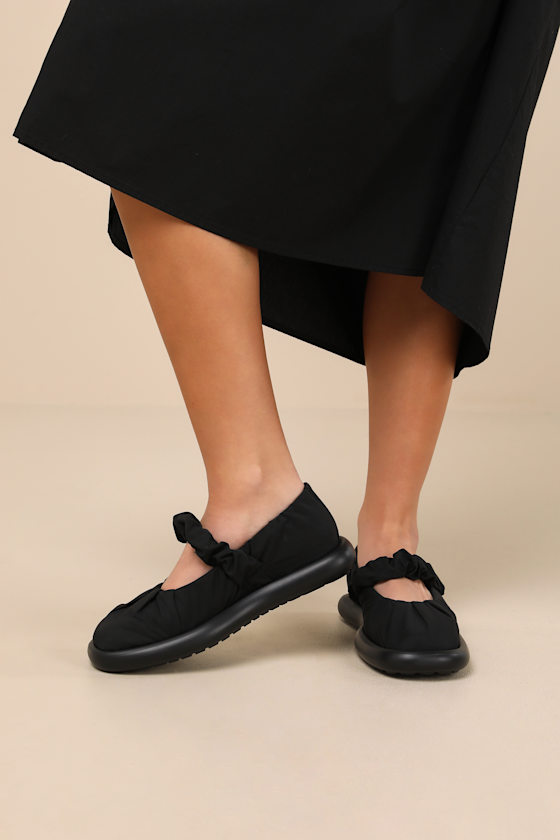 Onda Black Pleated Ballet Flats 1