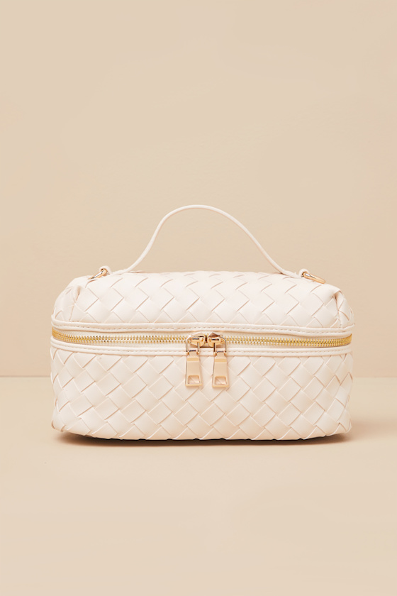 Lulus Elandra Ivory Woven Pouch Bag In Ivory