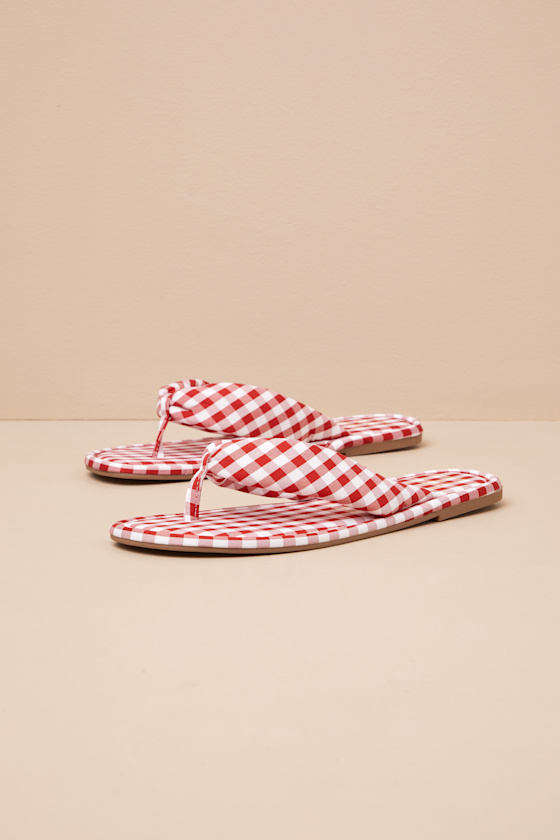 Beach By Matisse Gidget Red Gingham Flat Thong Sandals In Red