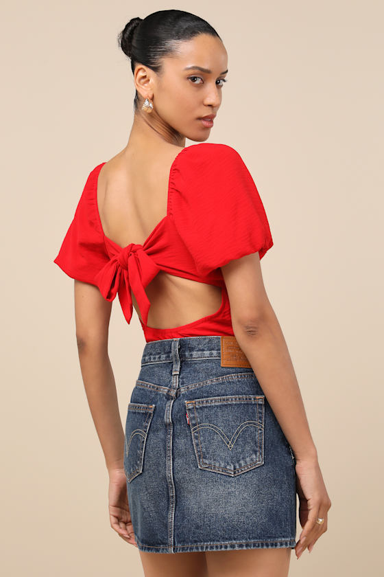 LULUS ABUNDANCE OF LOVE RED TEXTURED PUFF SLEEVE TIE-BACK BODYSUIT