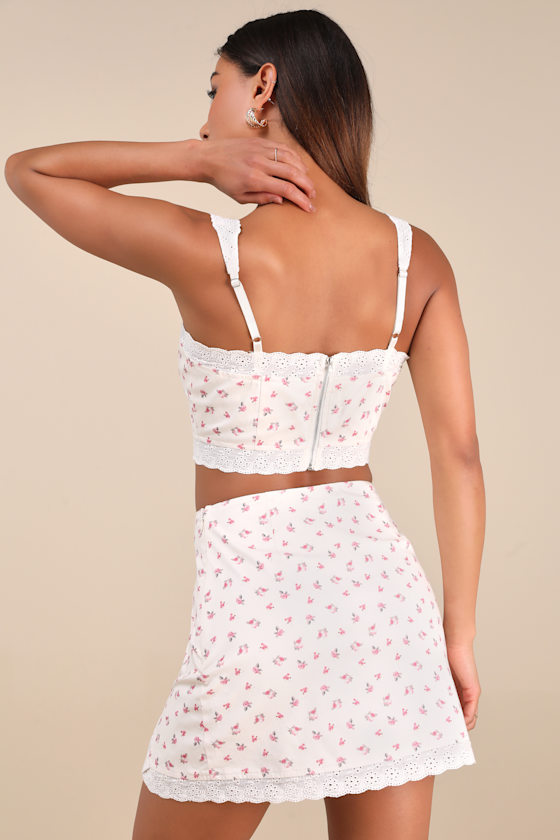 Cute Dresses, Tops, Shoes & Clothing for Women