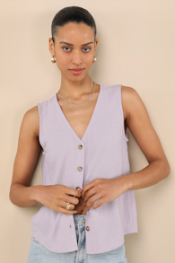 Casually Sophisticated Lilac Linen Sleeveless Button-Front Top 2