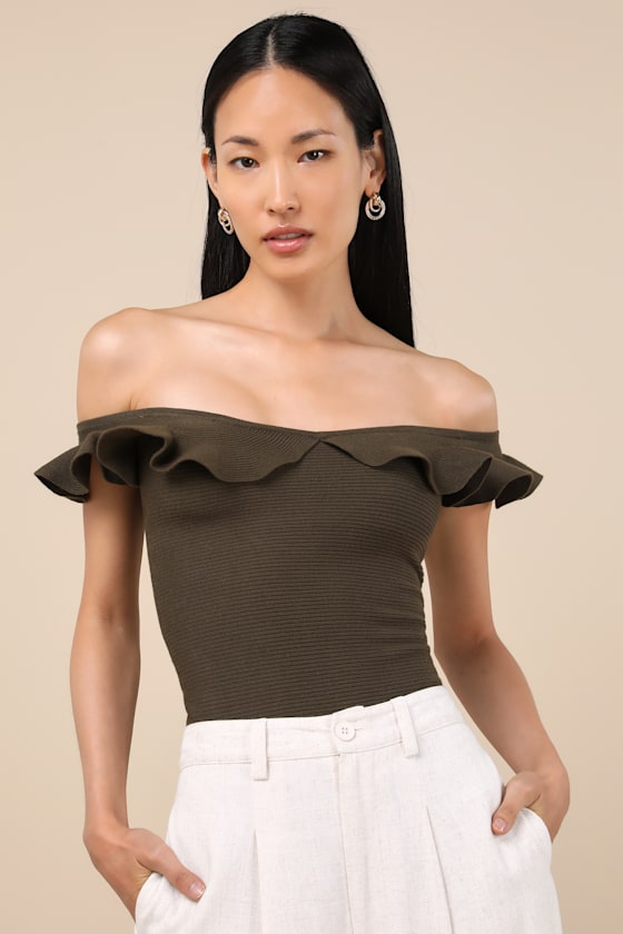 Eilonwy Olive Ribbed Knit Ruffled Top 2