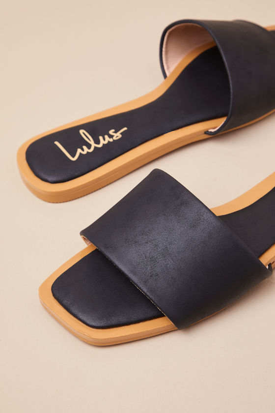 Brenner Black Flat Square-Toe Slide Sandals
