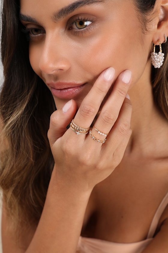 LULUS SIMPLY DAZZLING GOLD SIX-PIECE RING SET