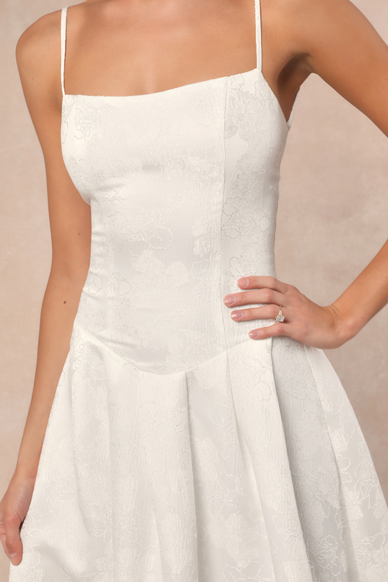 White Jacquard Gown - Basque Waist Gown - Lace-Up Bridal Gown - Lulus