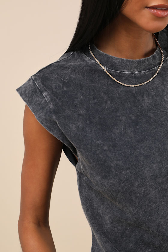 Lulus Quilo Washed Black Short Sleeve Tee In Black
