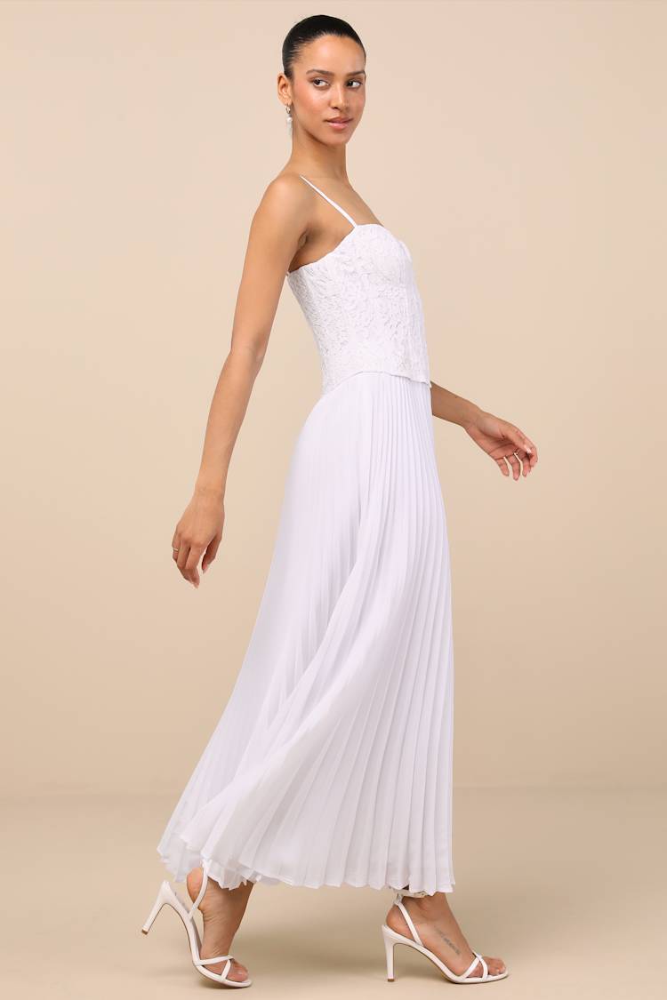 Cute Dresses, Tops, Shoes & Clothing for Women