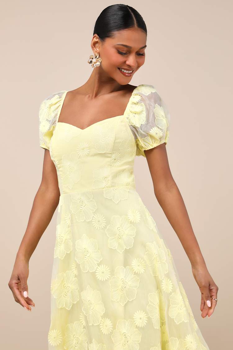 formal winter dresses for wedding guests Women's White Smocked Tiered Short Puff Sleeve Maxi Dress main image 1