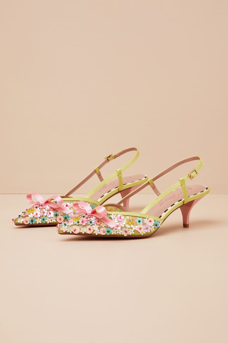 Cute Dresses, Tops, Shoes & Clothing for Women