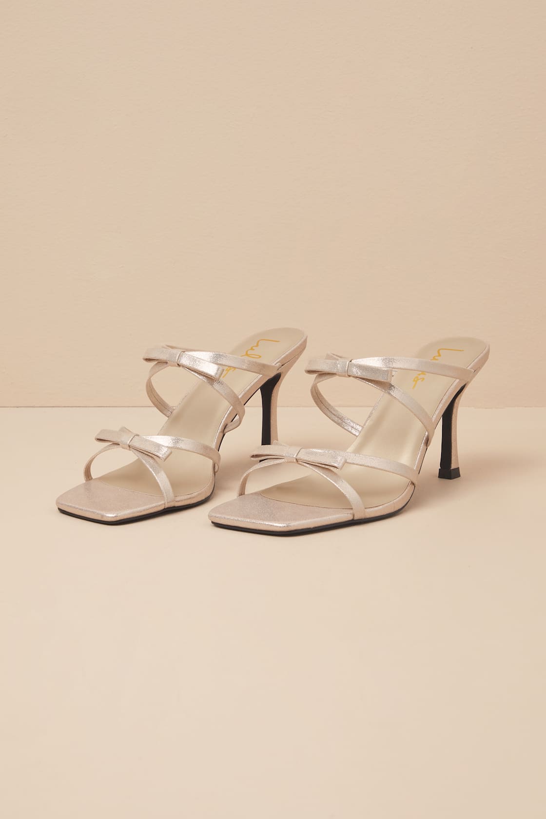 Cute Dresses, Tops, Shoes & Clothing for Women