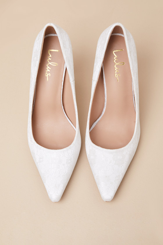 Lulus Hellene White Lace Pointed-toe Pumps