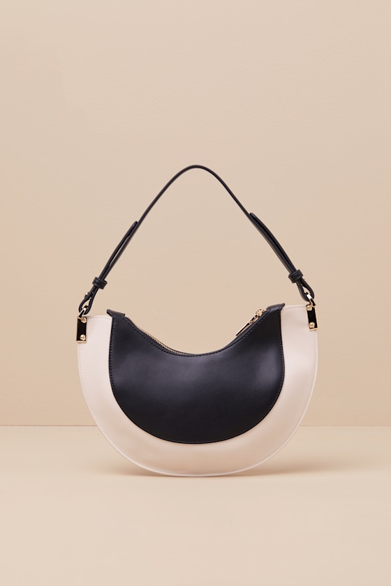 ★関税込★JILLSTUART★Essential vegan leather shoulder bag★ Black & Cream Shoulder Bag - Vegan Leather Bag - Color Block