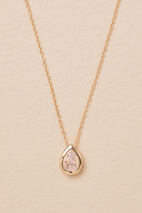 LULUS ROMINA GOLD LAYERED RHINESTONE NECKLACE