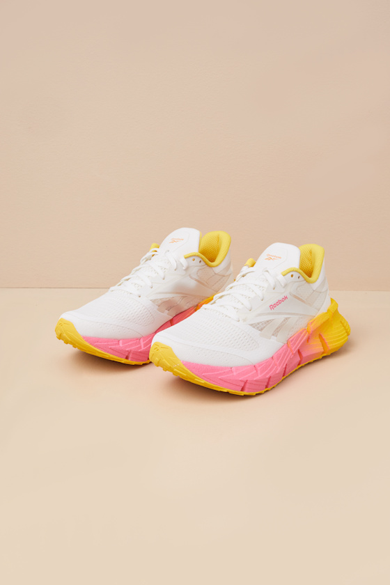 Reebok Floatzig 1 Chalk And Atomic Pink Mesh Sneakers In White