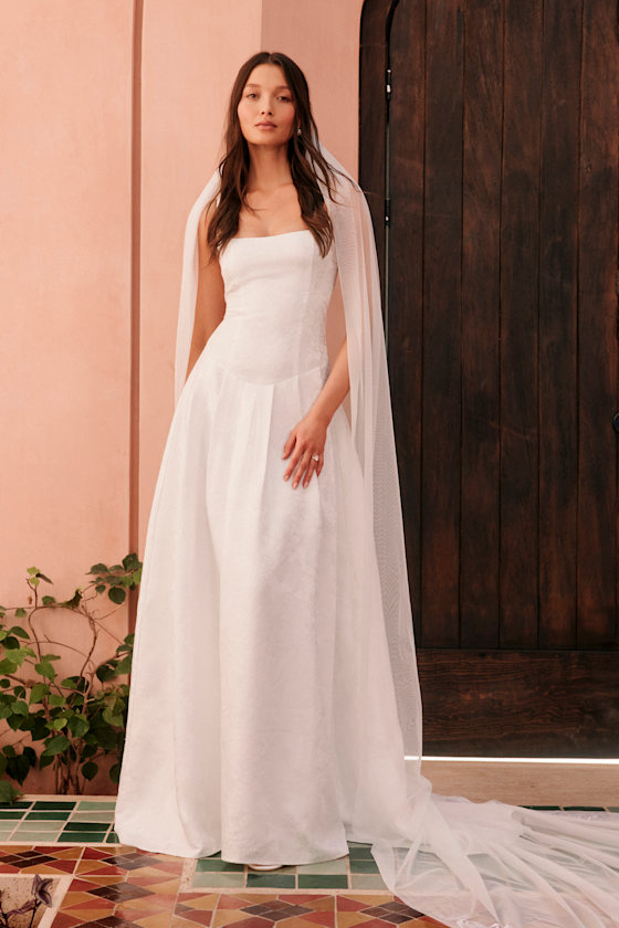 Shop Lulus Arabella White Jacquard Basque Waist Maxi Dress