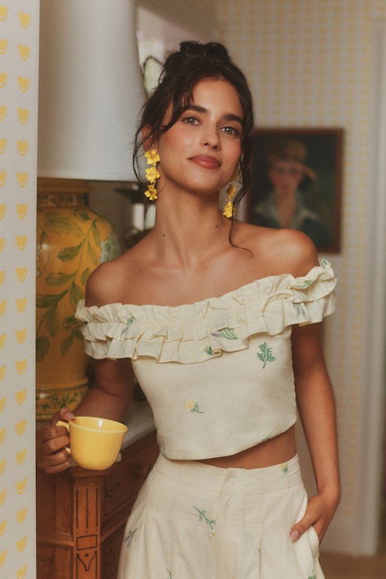 fancy shoulder cut top