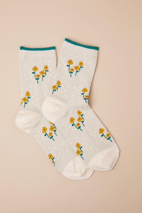 Bountiful Bouquet Pale Blue Crew Socks 2