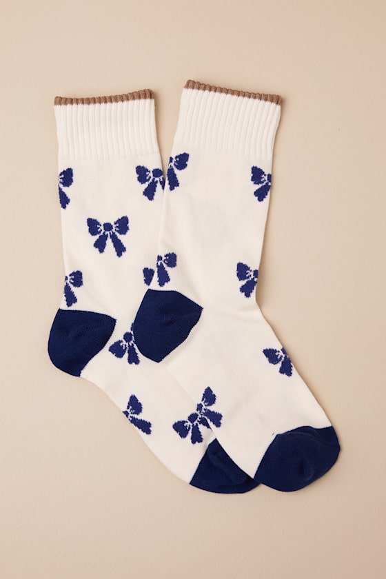 Hansel From Basel Boucle Bow Ivory And Navy Crew Socks In Navy