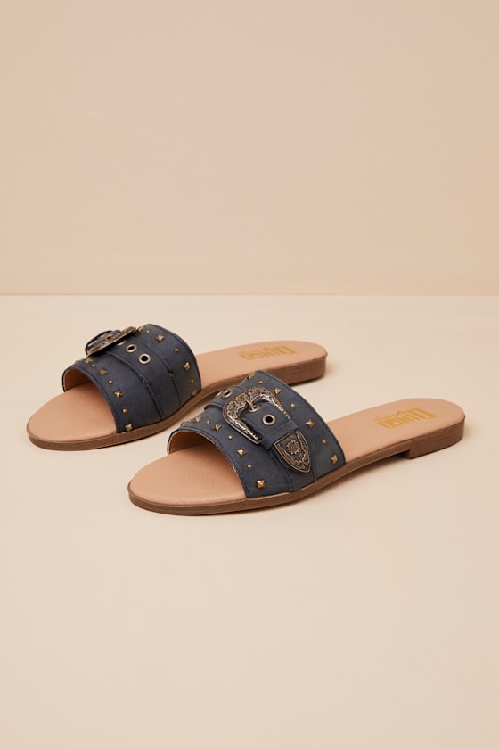 Lariat Black Leather Studded Slide Sandals 2